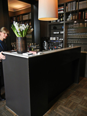 Reception Desk 